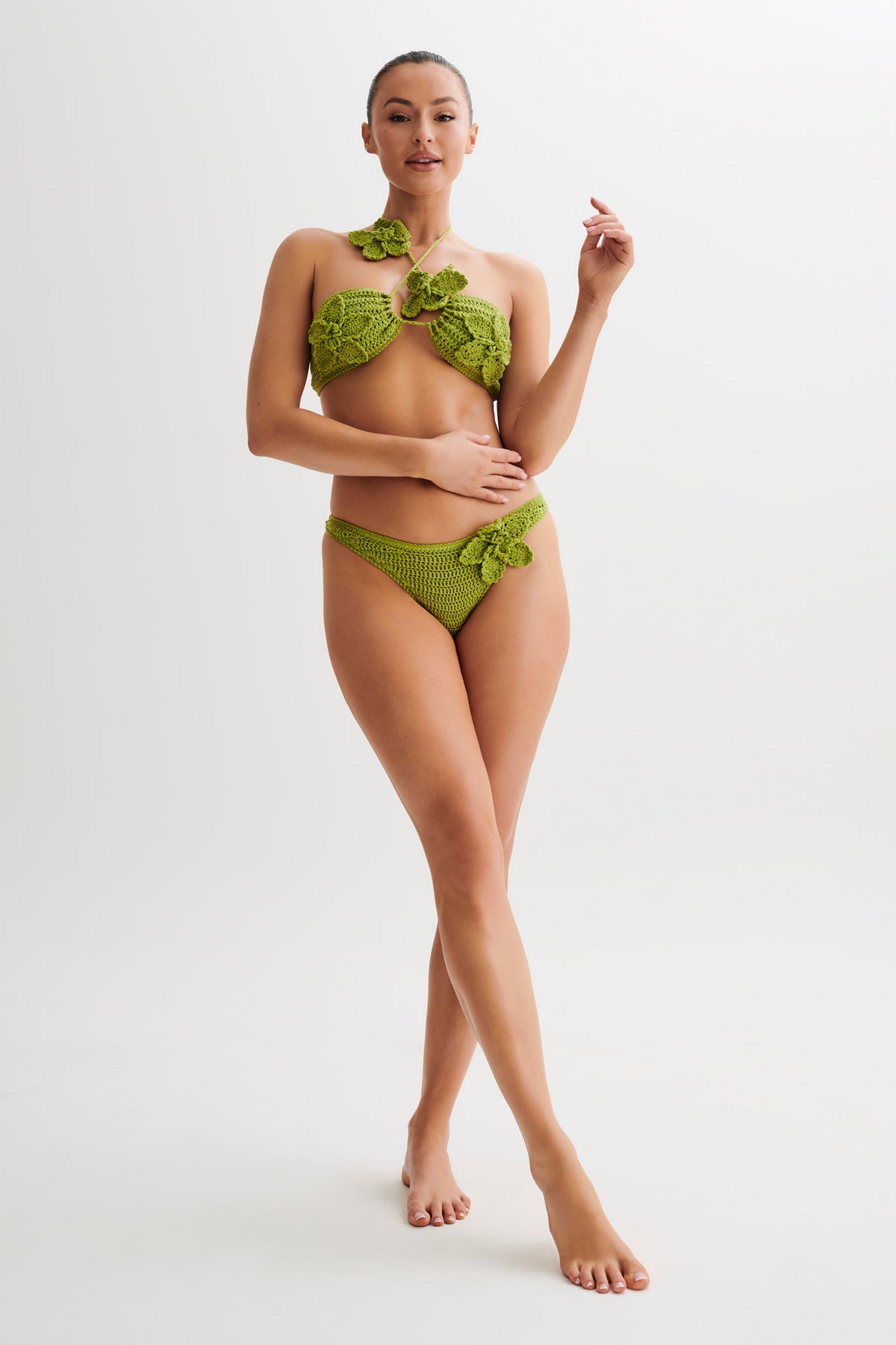 Nehir Çiçekli Tığ İşi Bikini Üstü - Apple