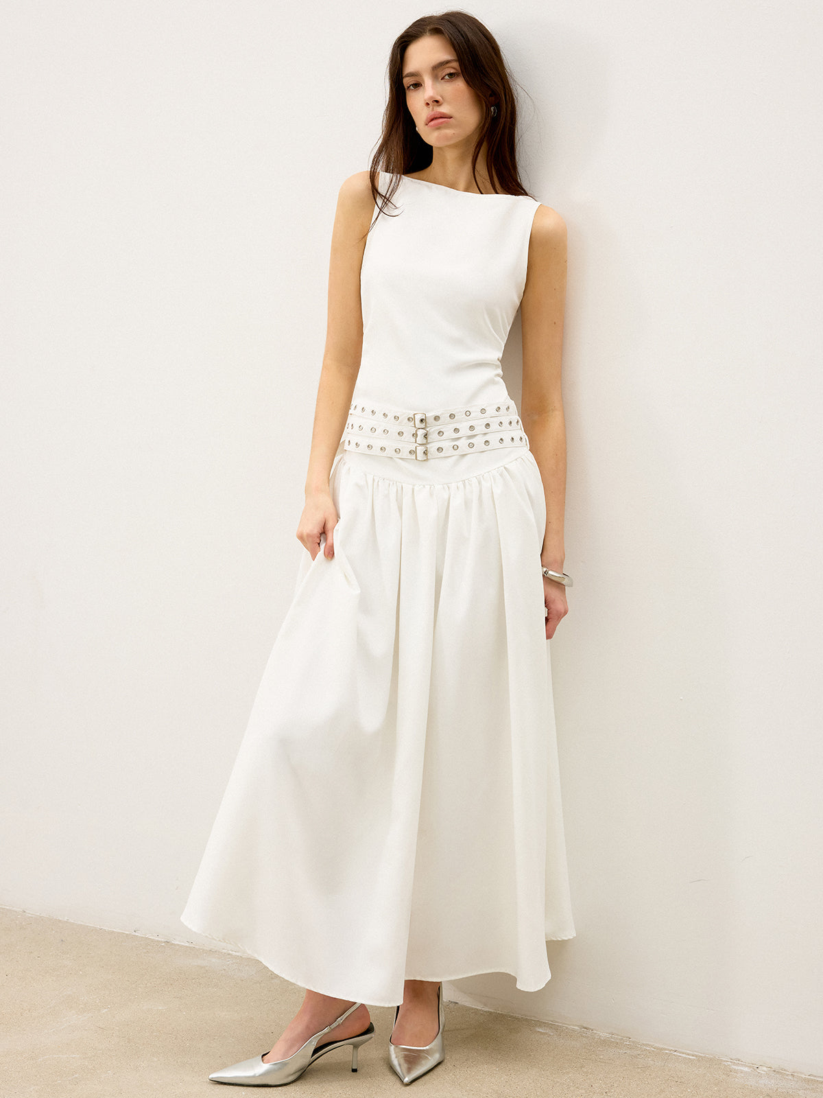 Kemerli Düşük Bel Abiye Maxi Elbise Beyaz Kolsuz